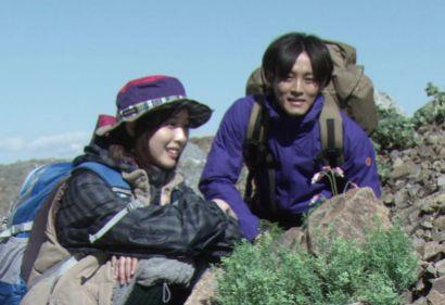 戸田恵梨香と旦那の松坂桃李が初共演したドラマ『花の鎖』の画像