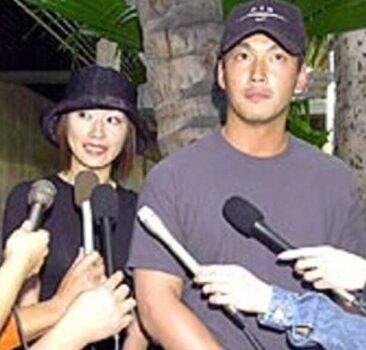 長嶋一茂と嫁の仁子が記者のインタビューに答えている画像