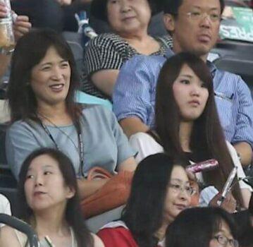 姉・結香と母・加代子が大谷翔平の試合を観戦