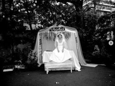 安藤サクラが柄本佑との結婚式の一部をInstagramにアップした写真